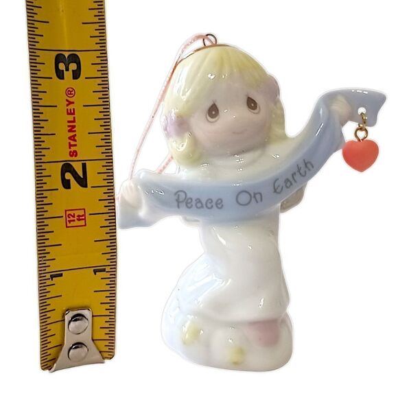 Avon Precious Moments Angel Ornament Peace on Earth Porcelain Christmas Vintage. - Picture 2 of 13